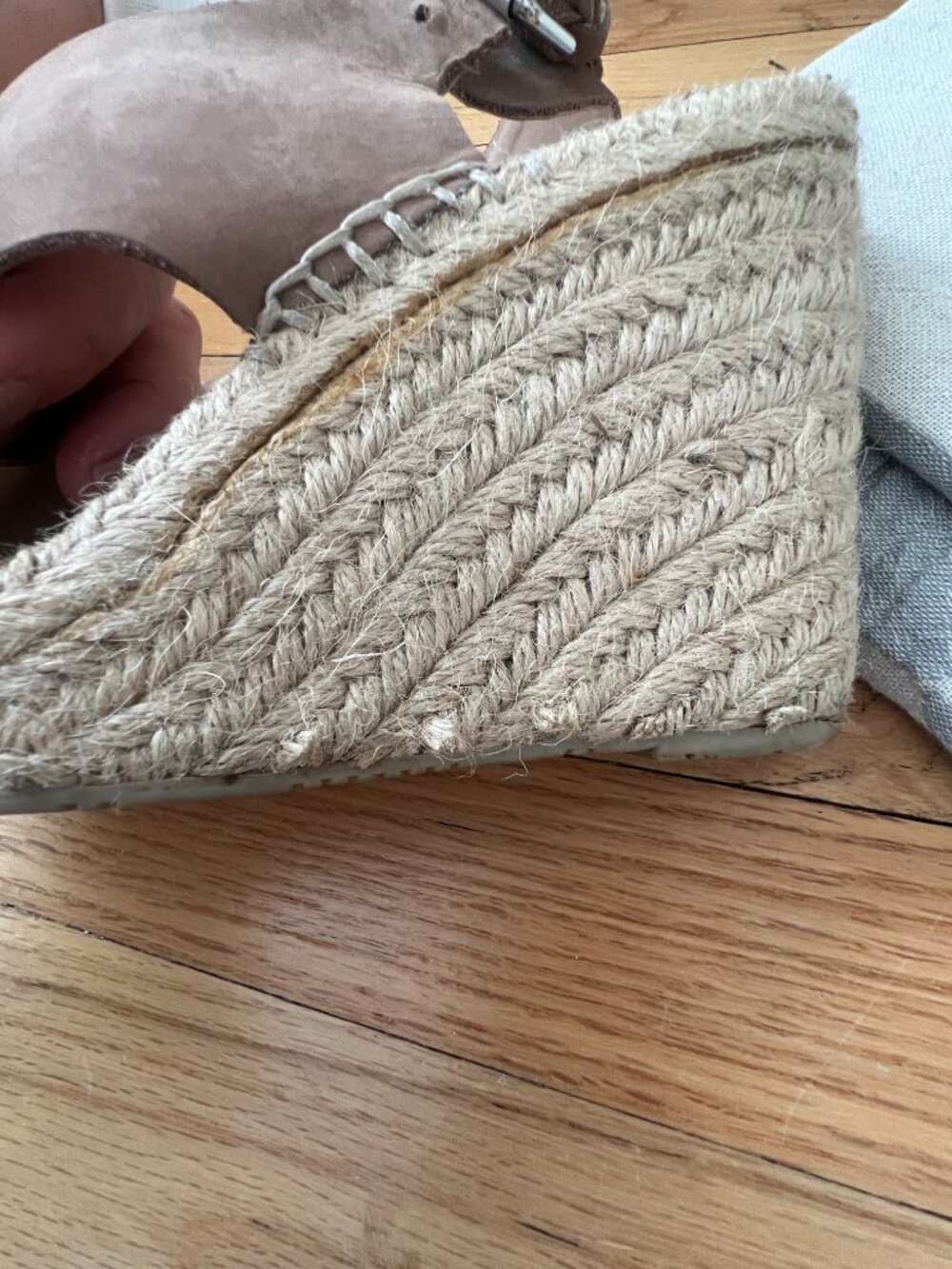Dolce Vita Women's Espadrille Tan Wedge Sandals - Picture 6 of 7